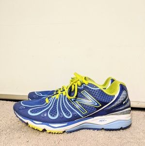 New Balance 890 Lightweight Trainers